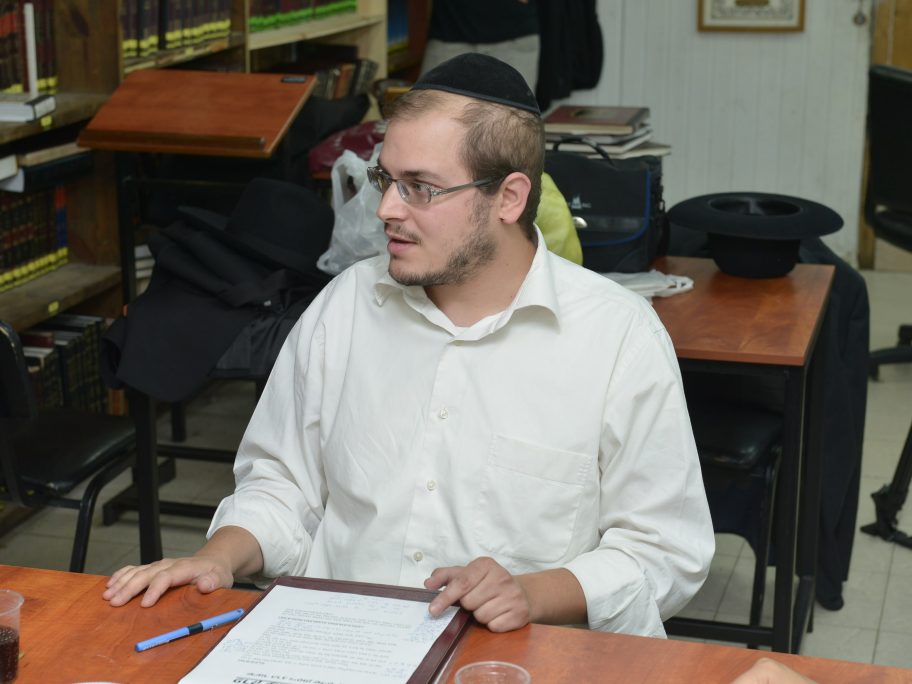 GUIVAT CHMOEL-min